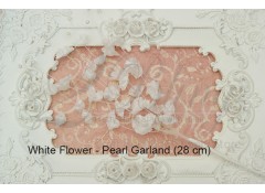 White Flower & Pearl Garland